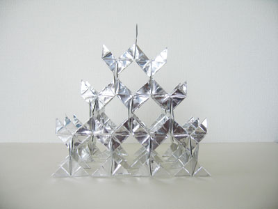 ダイヤモンドの結晶の折り紙