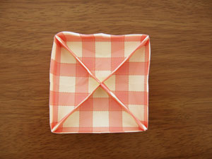 仕切り箱の折り紙