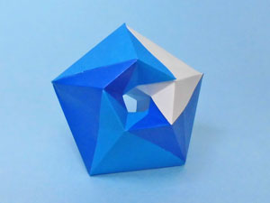 フジヤマ・モジュール5枚組の折り紙