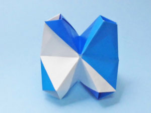 フジヤマ・モジュール8枚組の折り紙