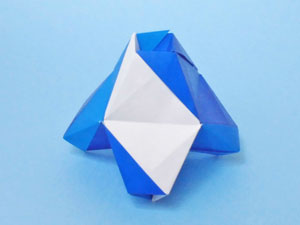 フジヤマ・モジュール8枚組の折り紙