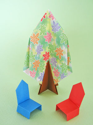 椅子と木の折り紙