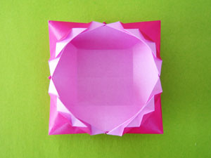 キャンディーボックスの折り紙