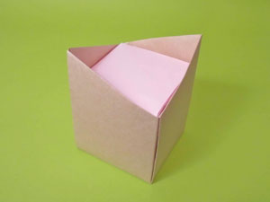 猫耳ボックス 五七の六面体の折り紙