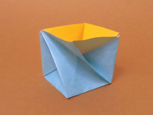 表裏同等なまなり立方体の折り紙