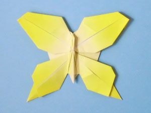 チョウ　折り紙